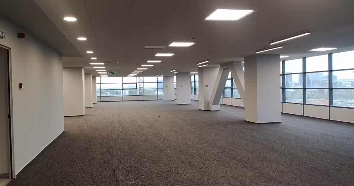 Birou de vânzare 15000 mp în zona Barbu Văcărescu, Sector 2
