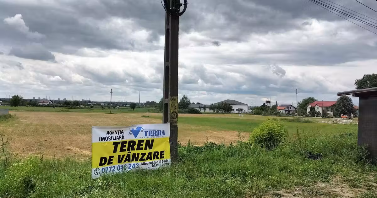 Teren Construcții intravilan de vânzare de 8760 mp, în Călinești