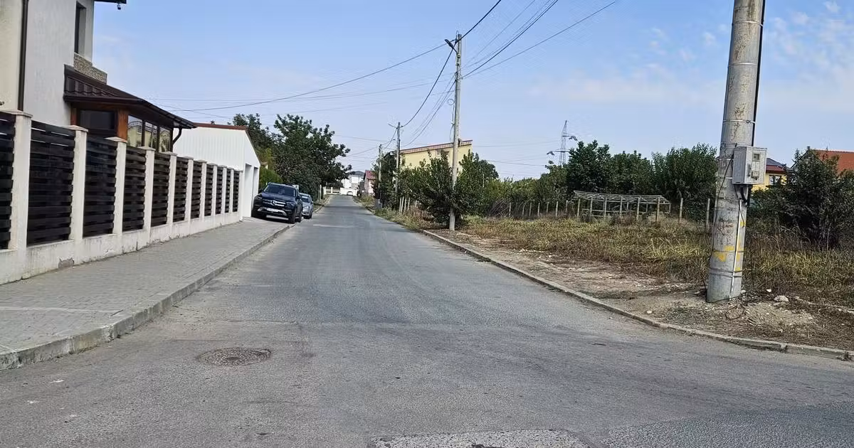 Teren Construcții intravilan de vânzare de 2000 mp, în Cumpăna