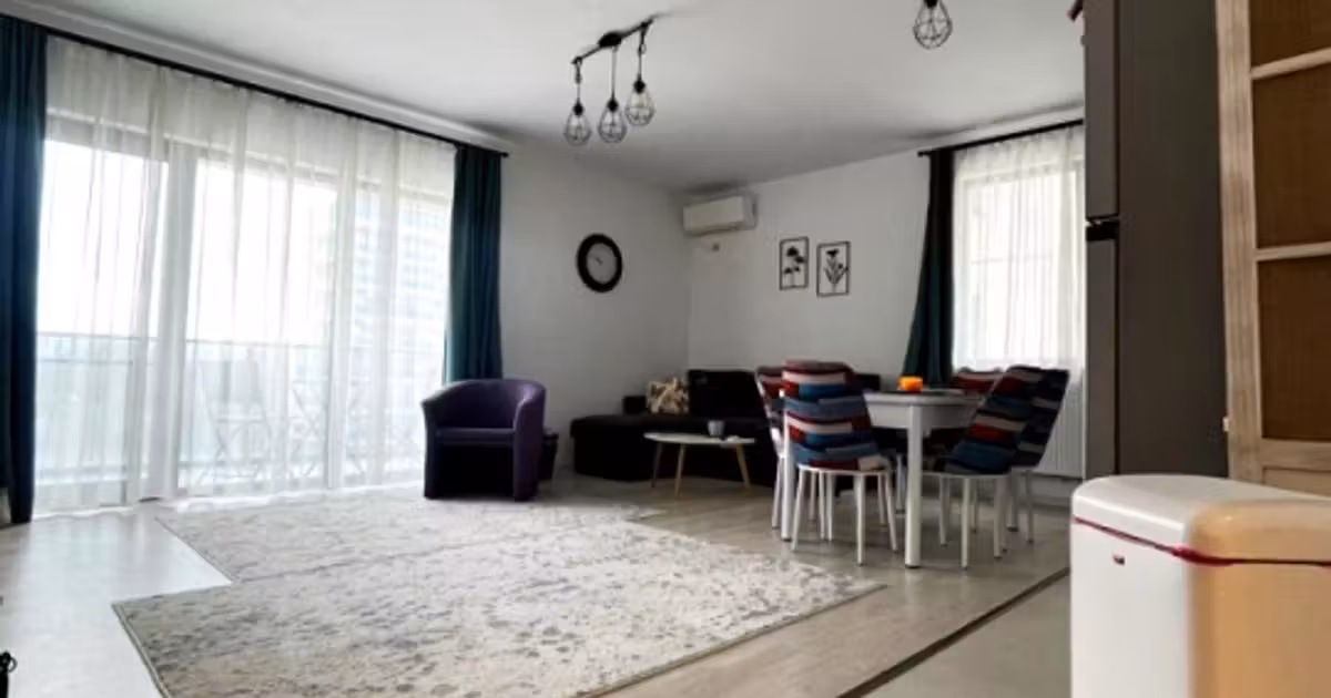 Apartament de vânzare cu 2 camere, mobilat în Mamaia