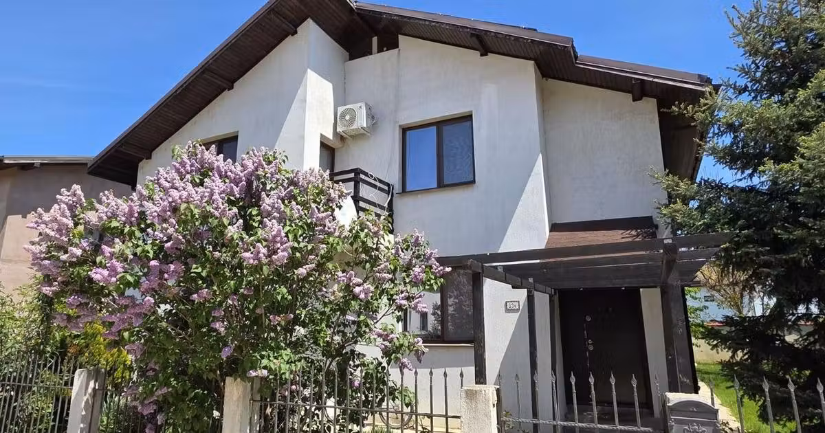 Casă individuală de vânzare cu 5 camere, mobilată în Corbeanca