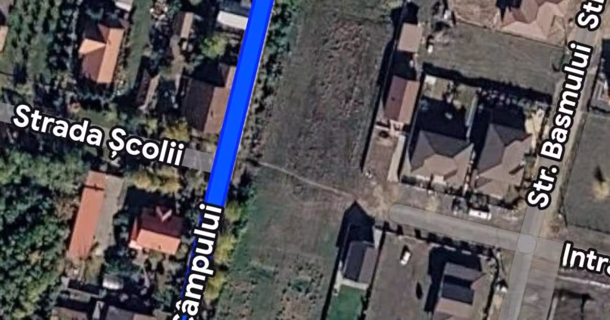 Teren Construcții intravilan de vânzare de 1232 mp, în Moșnița Nouă