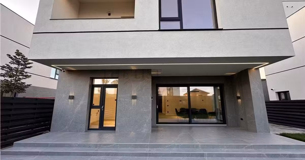 Casă individuală de vânzare cu 5 camere în Tunari