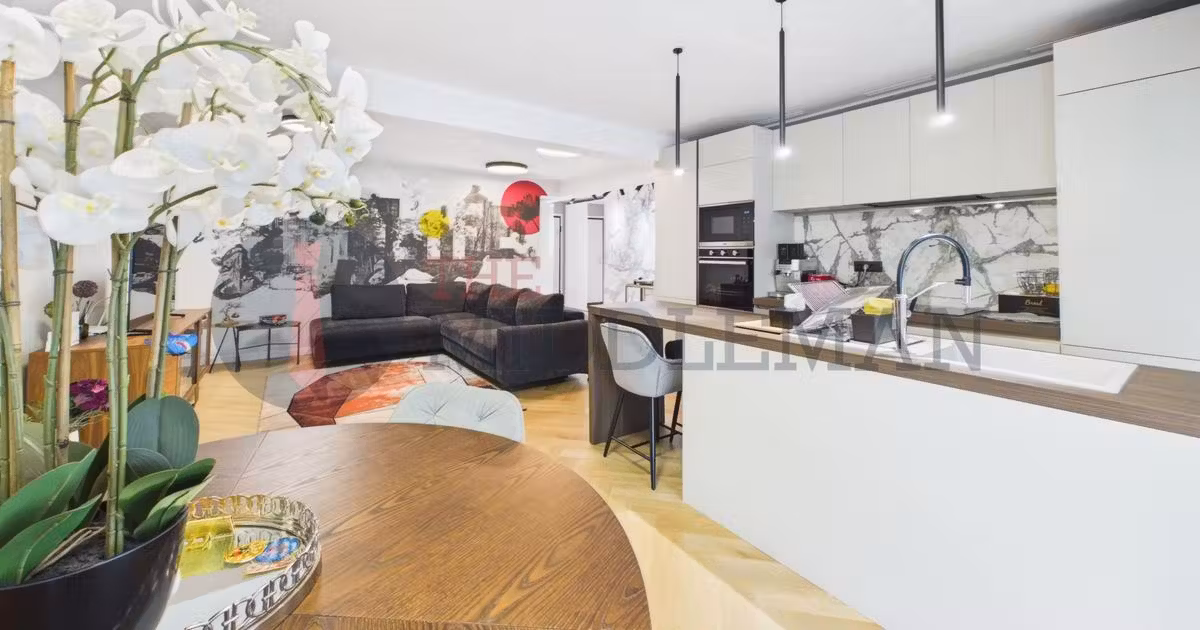 Apartament de vânzare cu 4 camere, mobilat în Voluntari