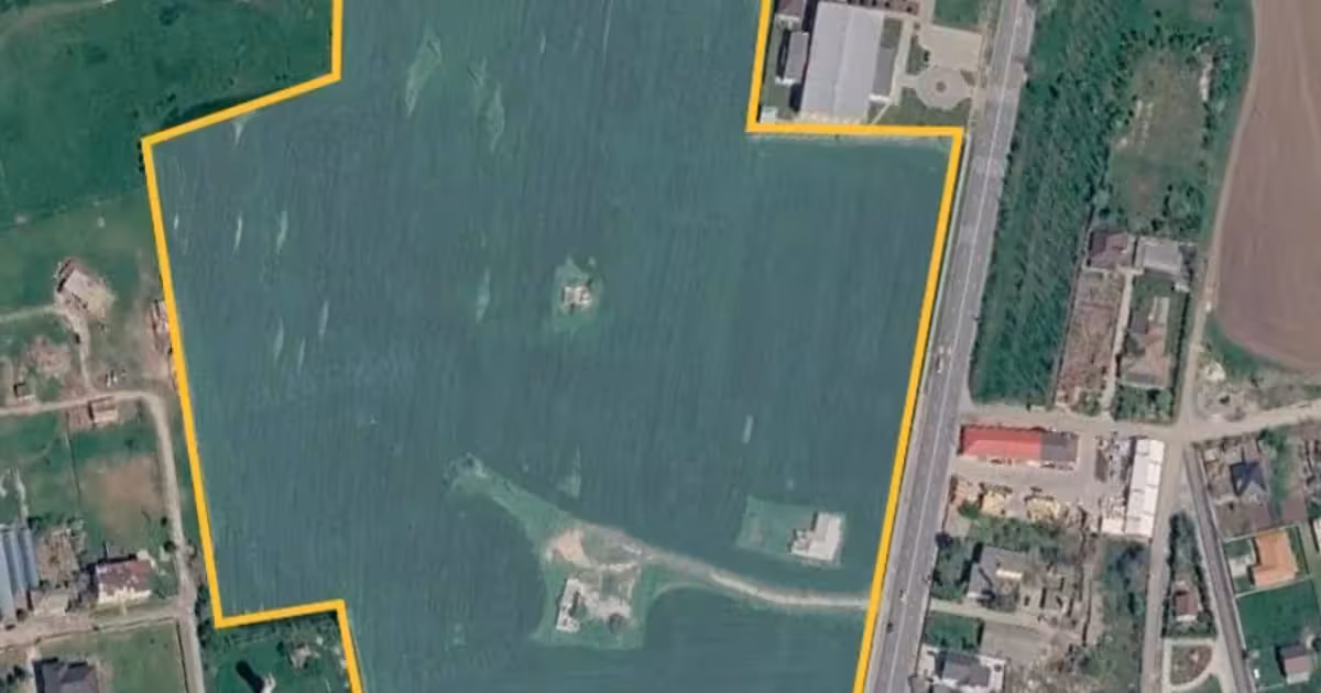 Teren Construcții intravilan de vânzare de 100000 mp, în 23 August