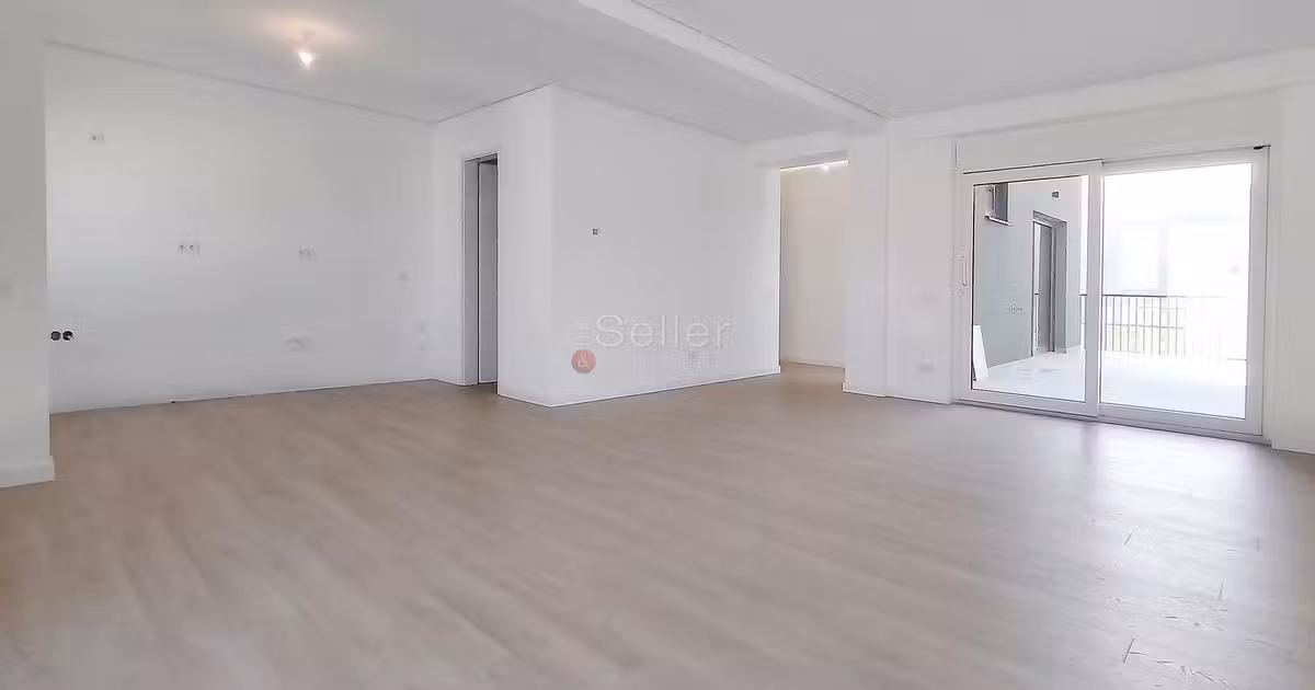 Penthouse de vânzare cu 5 camere în zona Astra, Brașov