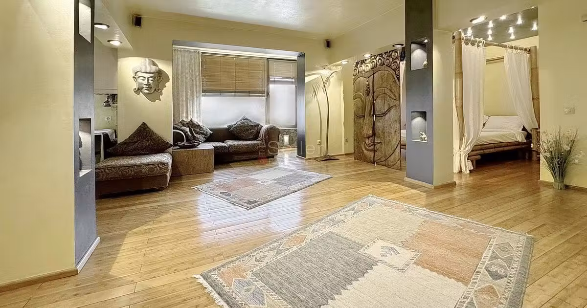 Apartament de vânzare cu 2 camere, mobilat în zona Centrul Istoric, Brașov
