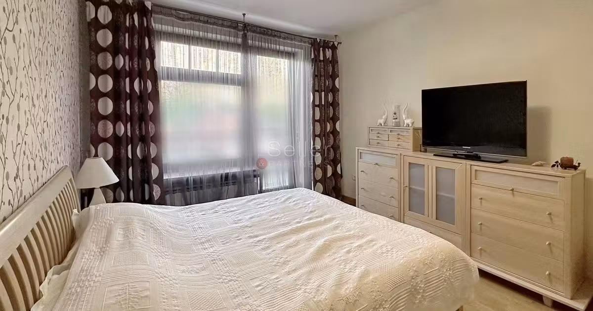 Apartament de vânzare cu 4 camere, mobilat în zona Schei, Brașov