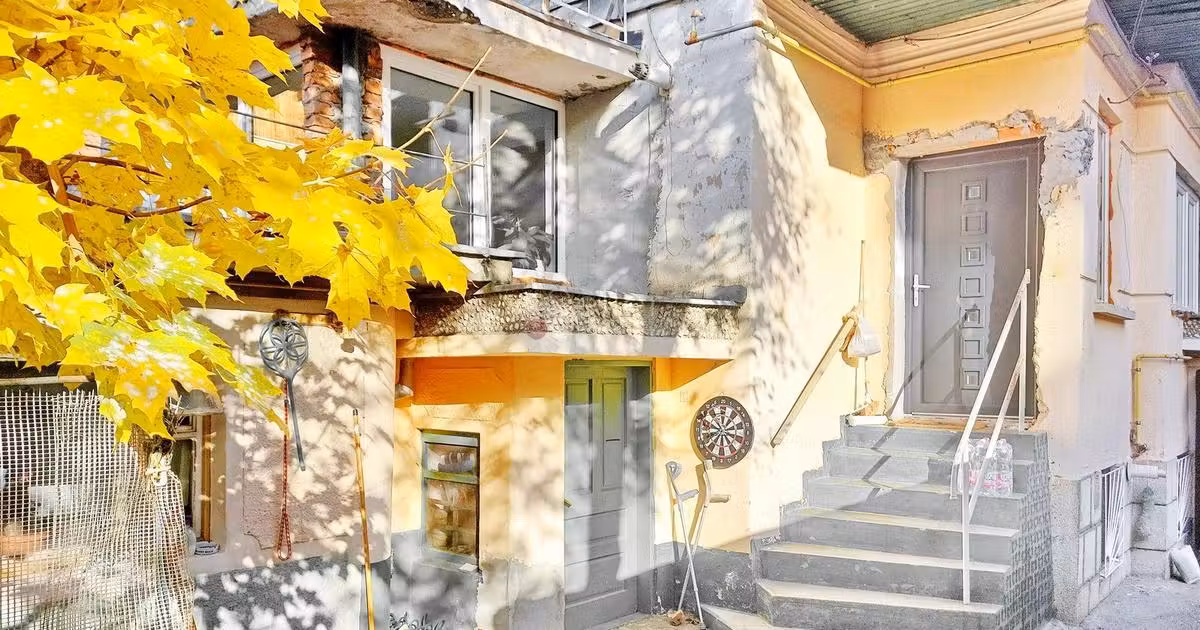 Apartament de vânzare cu 2 camere în zona Griviței, Brașov