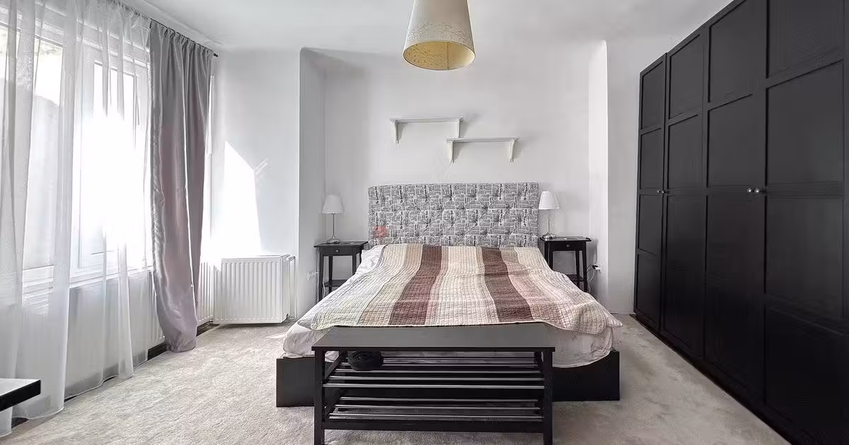 Apartament de vânzare cu 4 camere, mobilat în zona Centrul Istoric, Brașov
