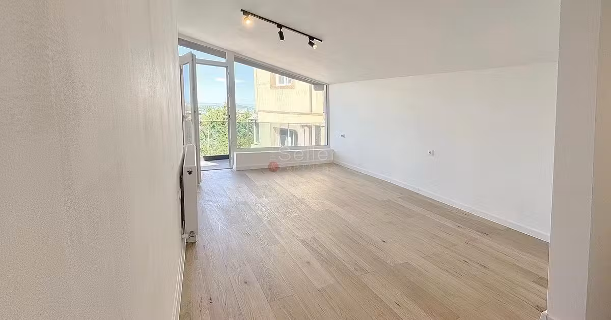 Casă individuală de vânzare cu 2 camere în zona Schei, Brașov