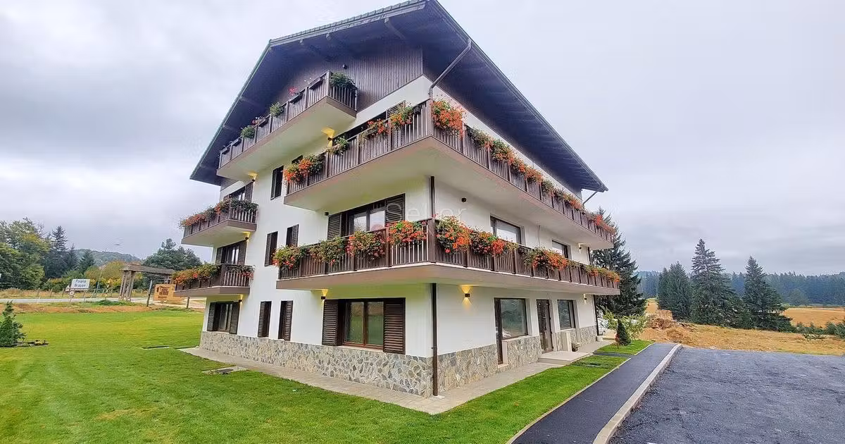 Apartament de vânzare cu 2 camere, mobilat în Poiana Brașov