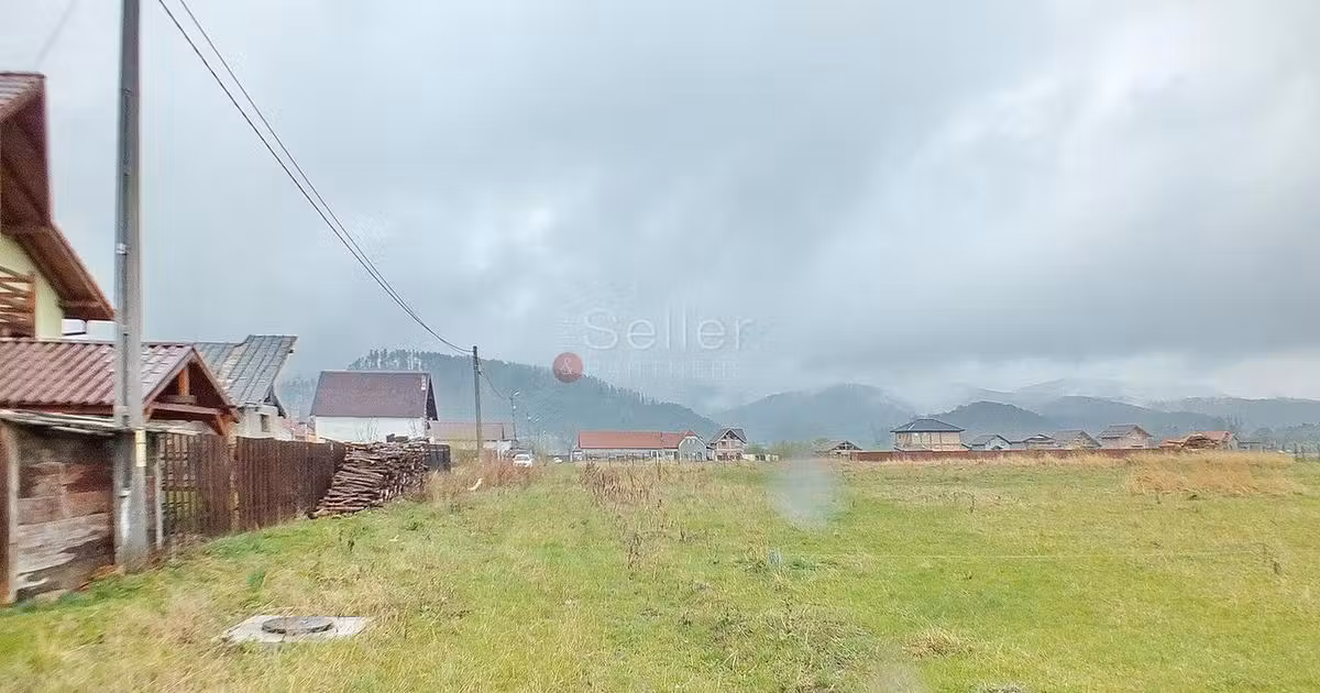 Teren Construcții intravilan de vânzare de 1000 mp, în Cristian