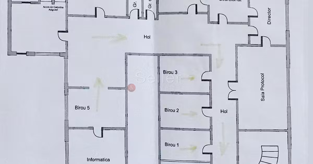Spațiu comercial de vânzare 807 mp în zona Calea București, Brașov
