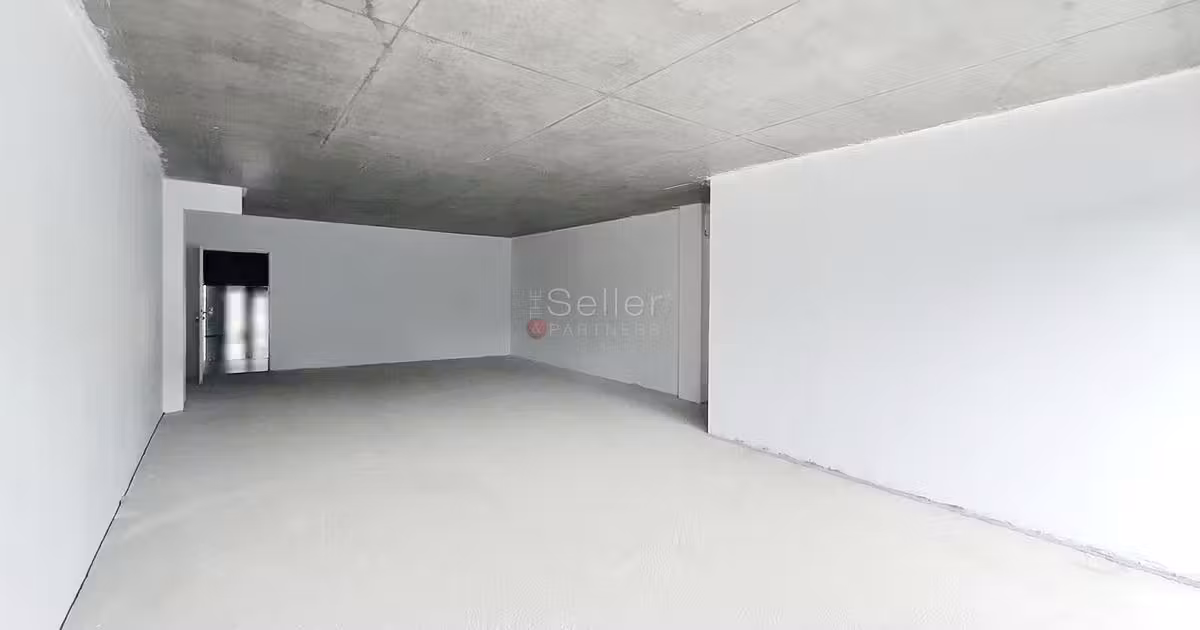 Spațiu comercial de vânzare de 63 mp, în zona 13 Decembrie, Brașov