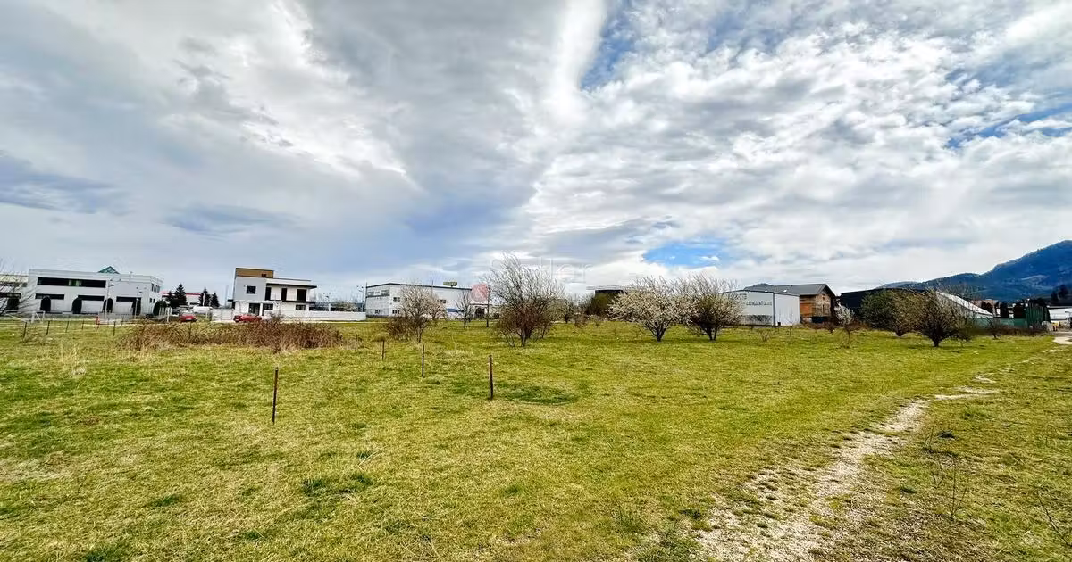 Teren Construcții intravilan de vânzare de 1160 mp, în zona Astra, Brașov