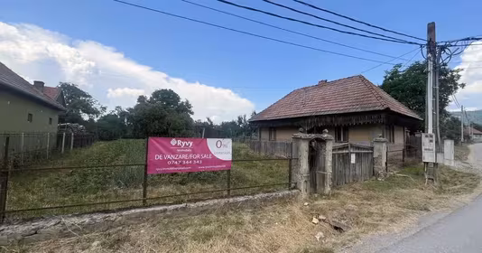 Casă Păpăuți