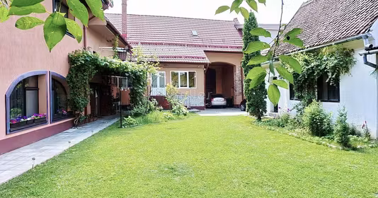 Casă Cristian