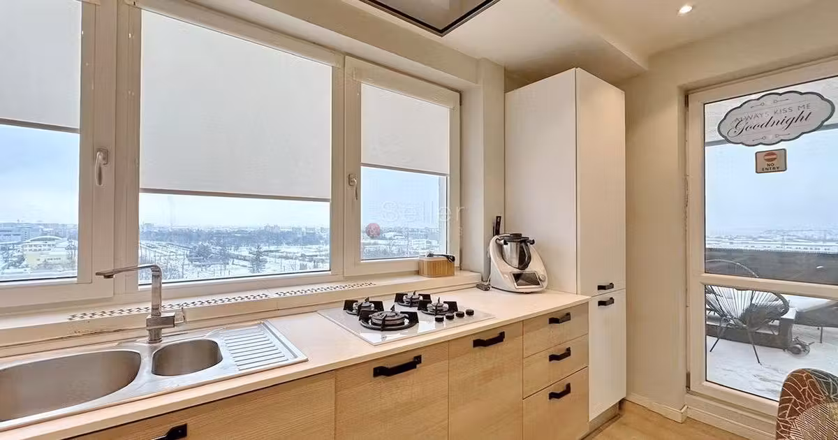 Apartament de vânzare cu 3 camere, mobilat în zona Gării, Brașov