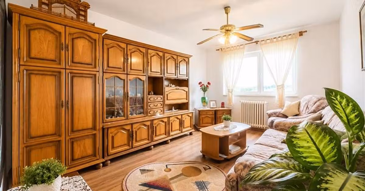 Apartament de vânzare cu 3 camere, mobilat în zona Simeria, Sfântu Gheorghe