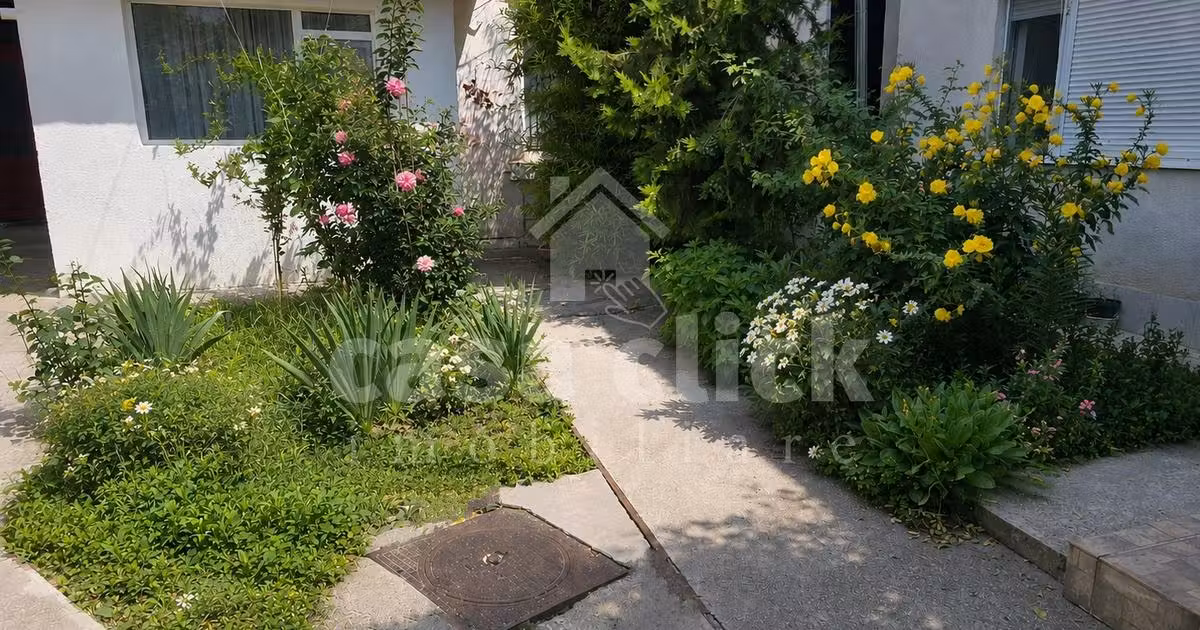 Casă individuală de vânzare cu 3 camere în zona Central, Galați