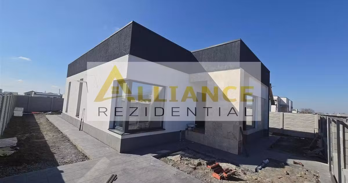 Casă de vânzare cu 4 camere în Berceni