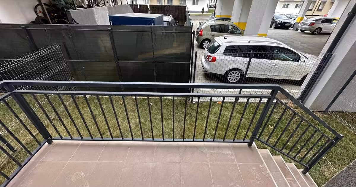 Apartament de vânzare cu 3 camere în Șelimbăr