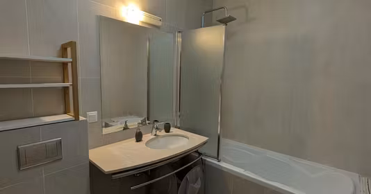 Apartament Florești