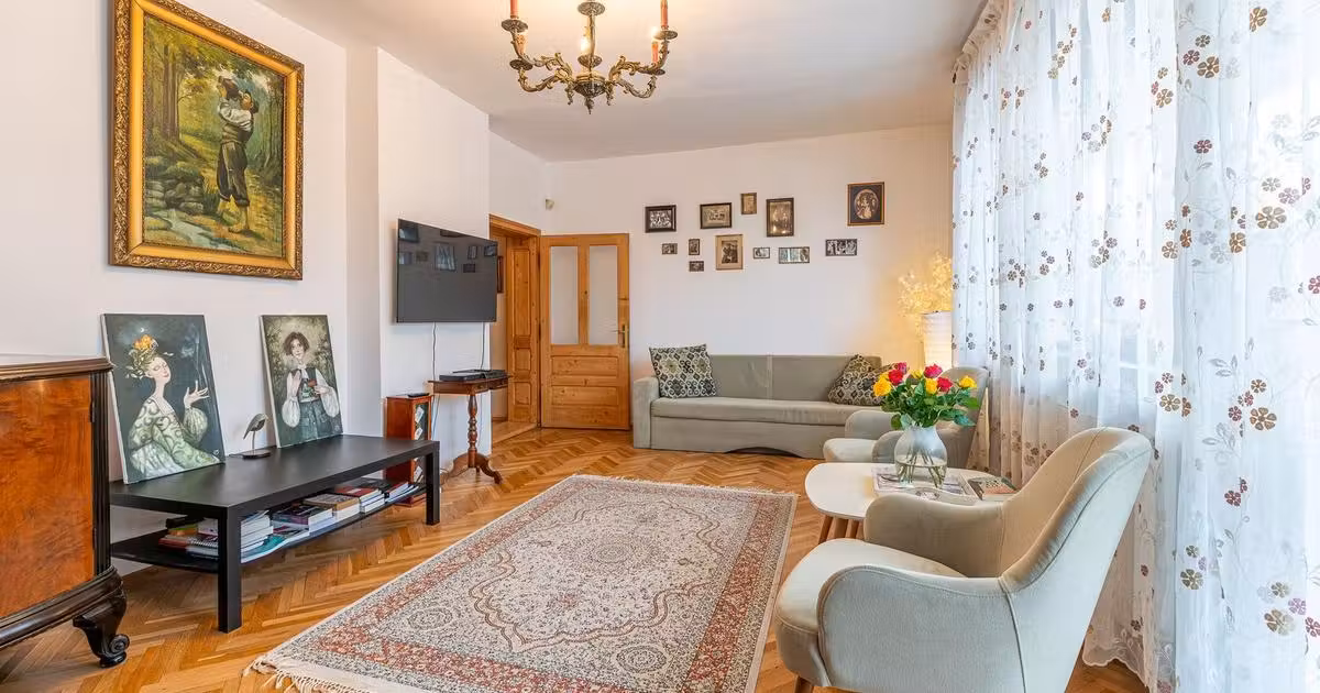 Casă de vânzare cu 5 camere, mobilată în zona Andrei Mureșanu, Cluj-Napoca