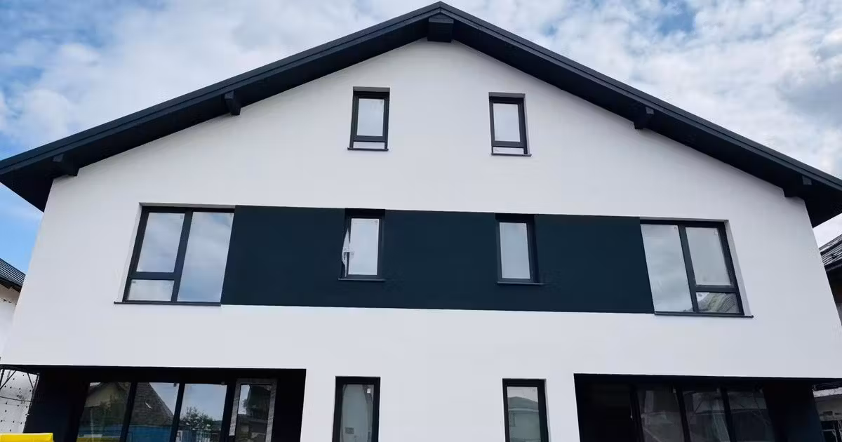 Casă individuală de vânzare cu 5 camere în Otopeni
