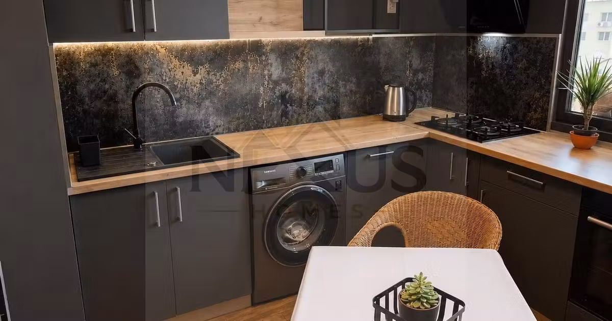 Apartament de vânzare cu 2 camere, mobilat în zona Apărătorii Patriei, Sector 4