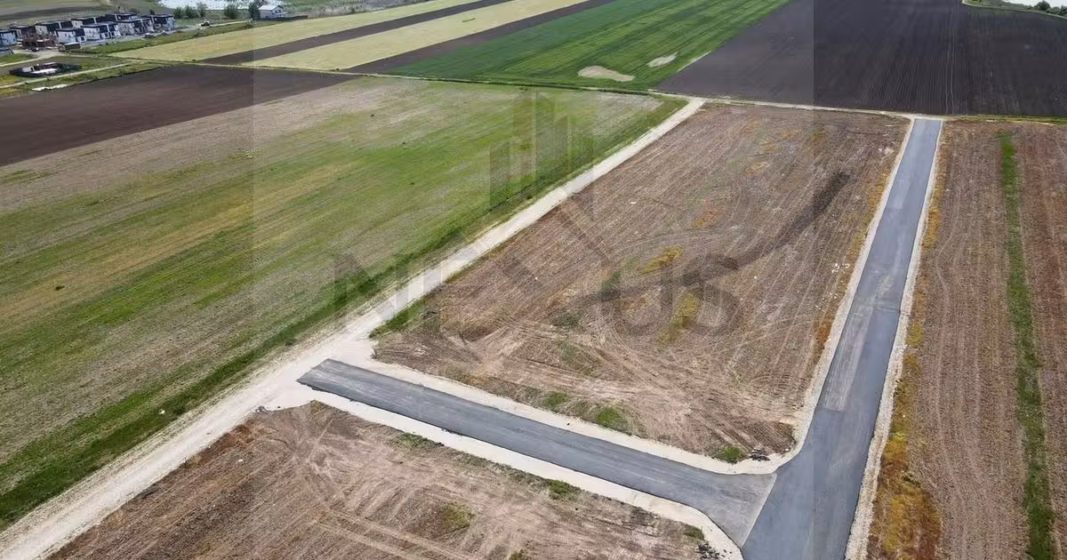 Teren Construcții intravilan de vânzare de 475 mp, în Berceni