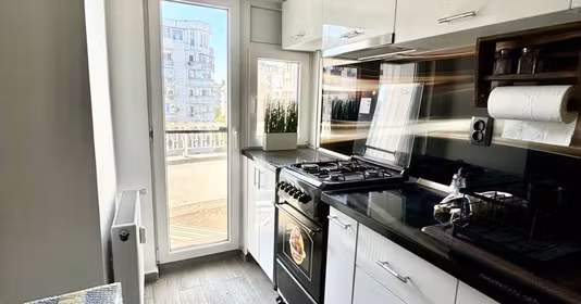 Apartament Titan