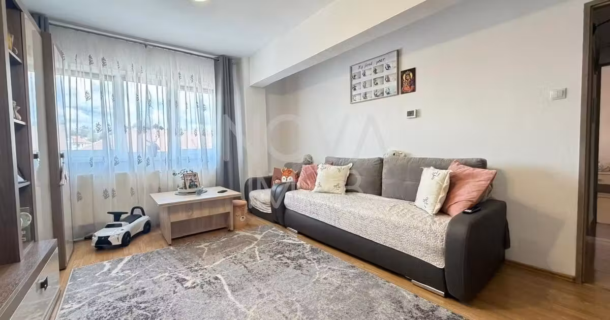 Apartament de vânzare cu 2 camere, mobilat în zona Ștrand, Sibiu