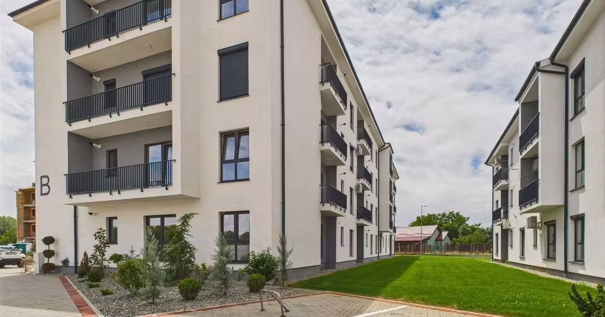 Apartament de vânzare cu 3 camere în zona Grădiște, Arad