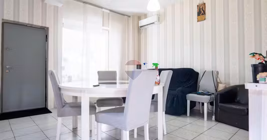 Casă Nord-Est