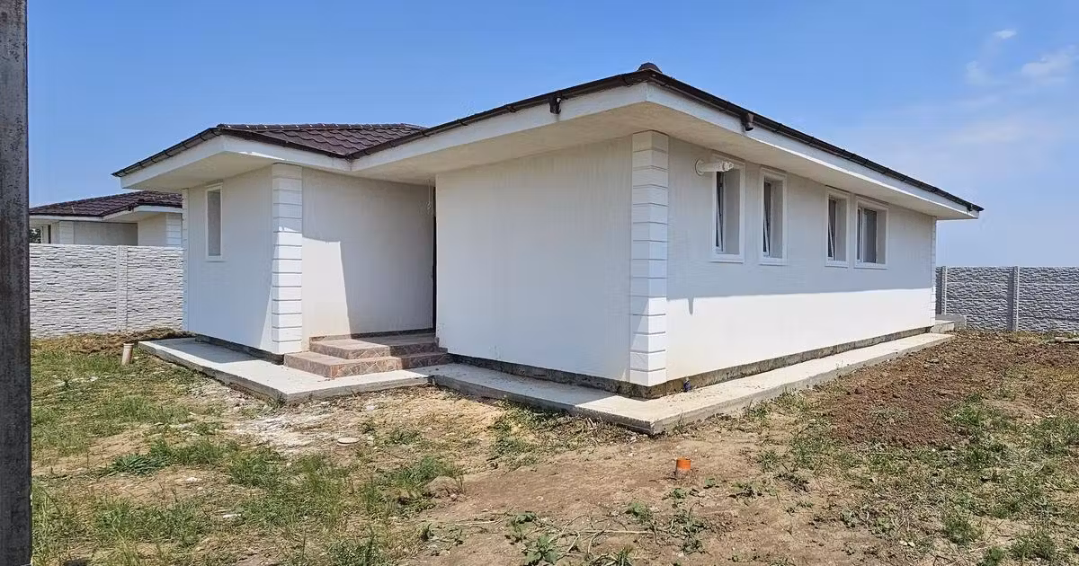 Casă individuală de vânzare cu 4 camere în Berceni