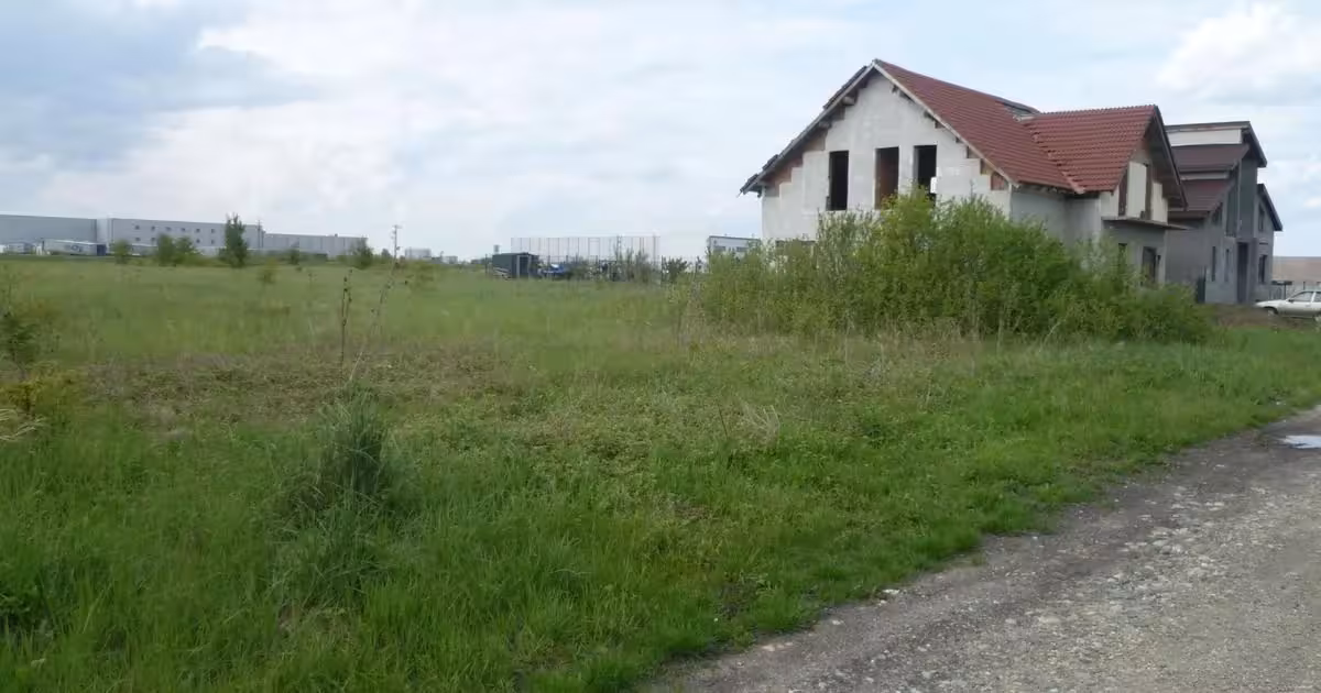 Teren Construcții intravilan de vânzare de 1048 mp, în Dumbrăvița