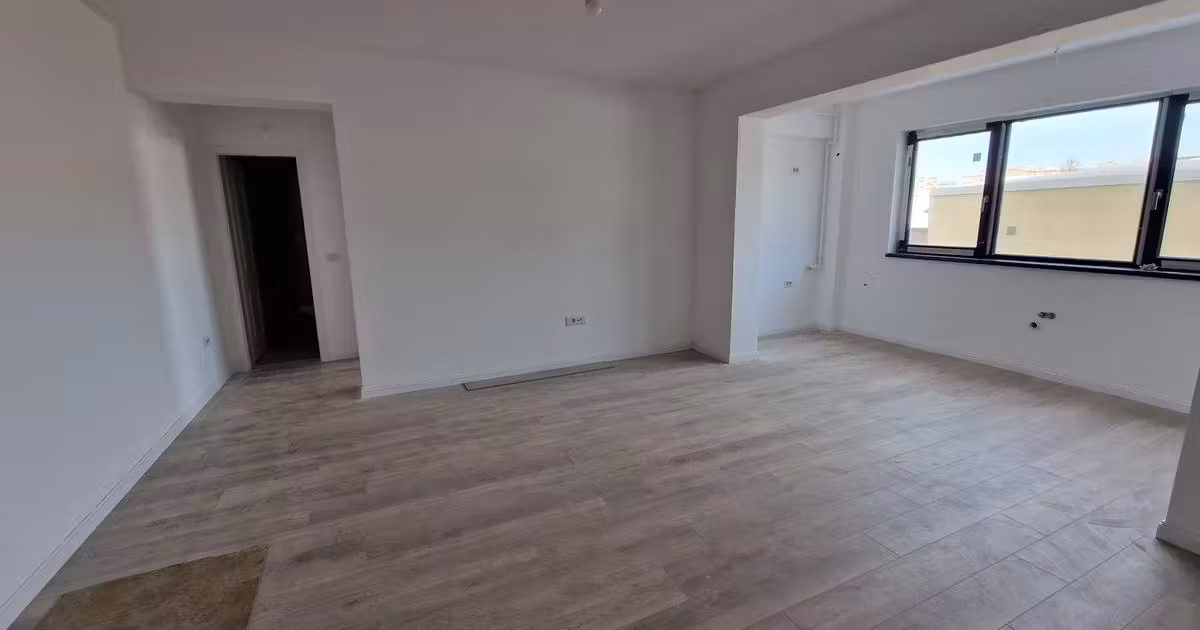 Apartament de vânzare cu 3 camere în zona Brâncoveanu, Sector 4