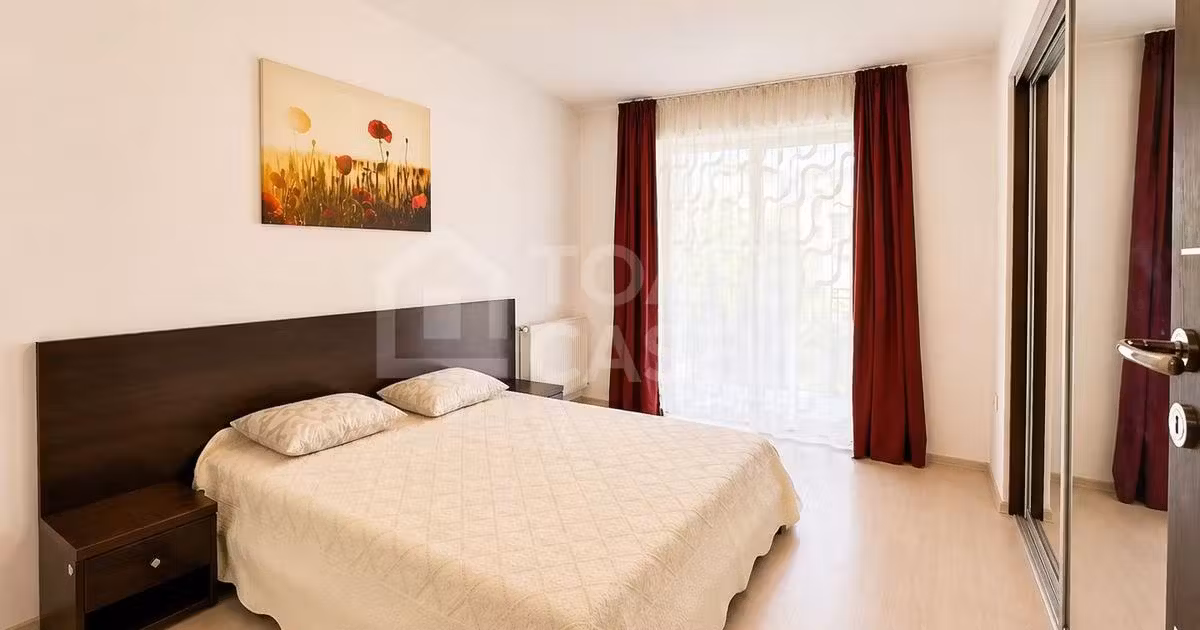 Apartament de vânzare cu 3 camere, mobilat în Florești