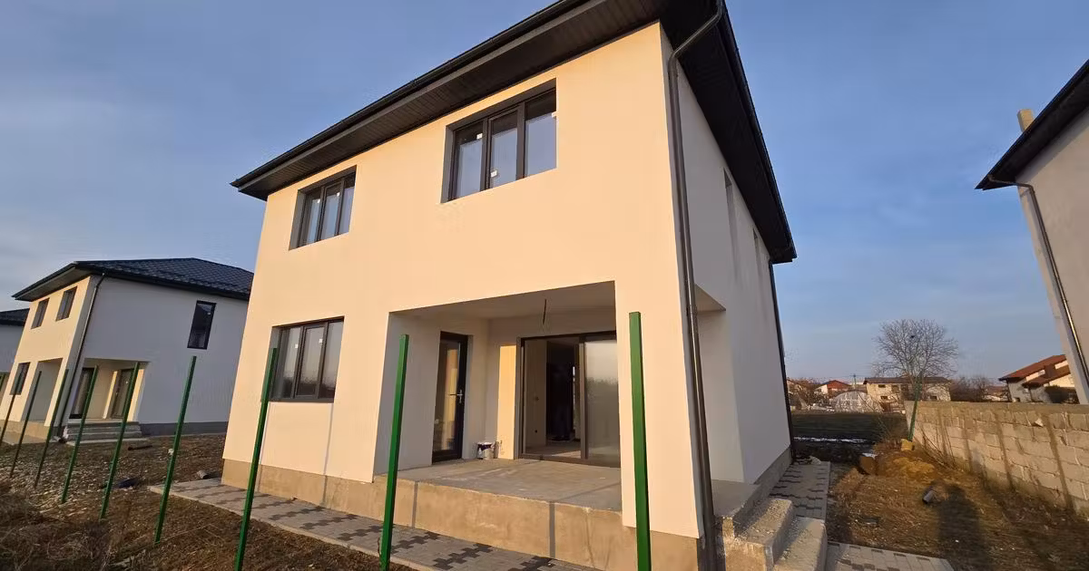 Casă individuală de vânzare cu 4 camere în Bolintin-Vale