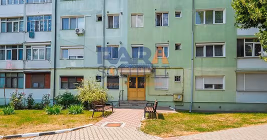 Apartament Est
