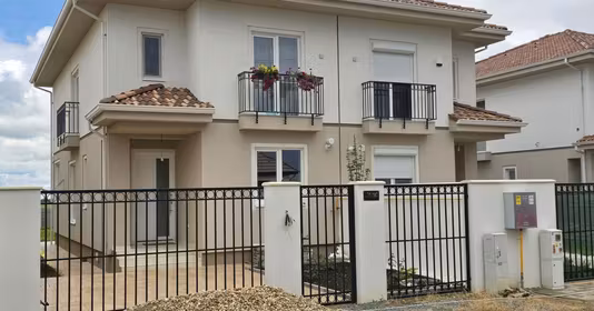 Apartament Sânandrei