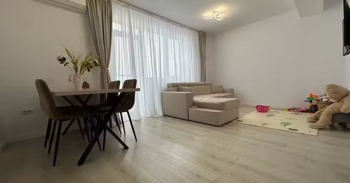 Casă de vânzare cu 3 camere în Dobroești