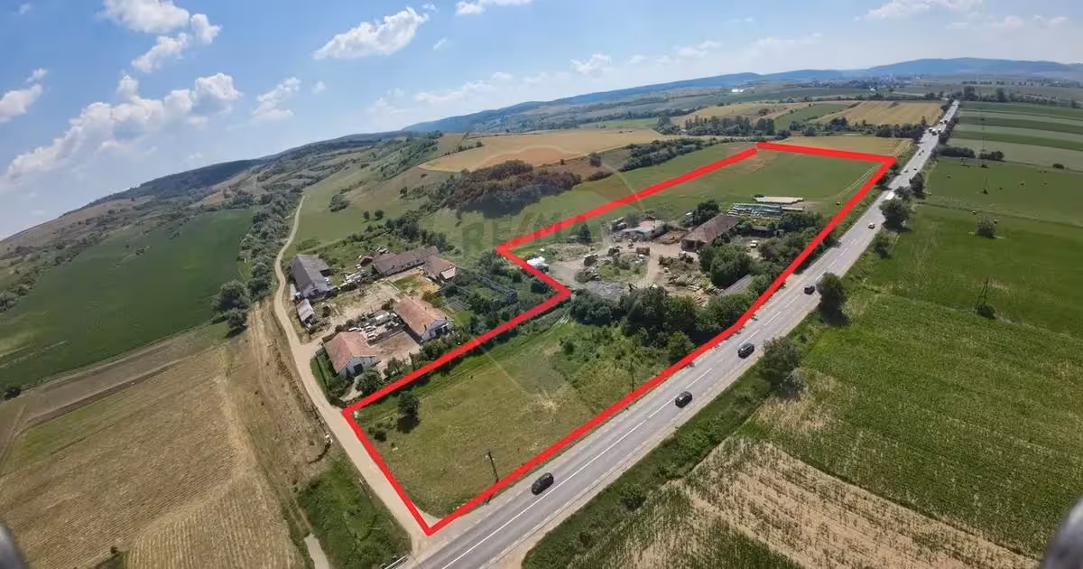 Teren Construcții intravilan de vânzare de 22942 mp, în Vânători