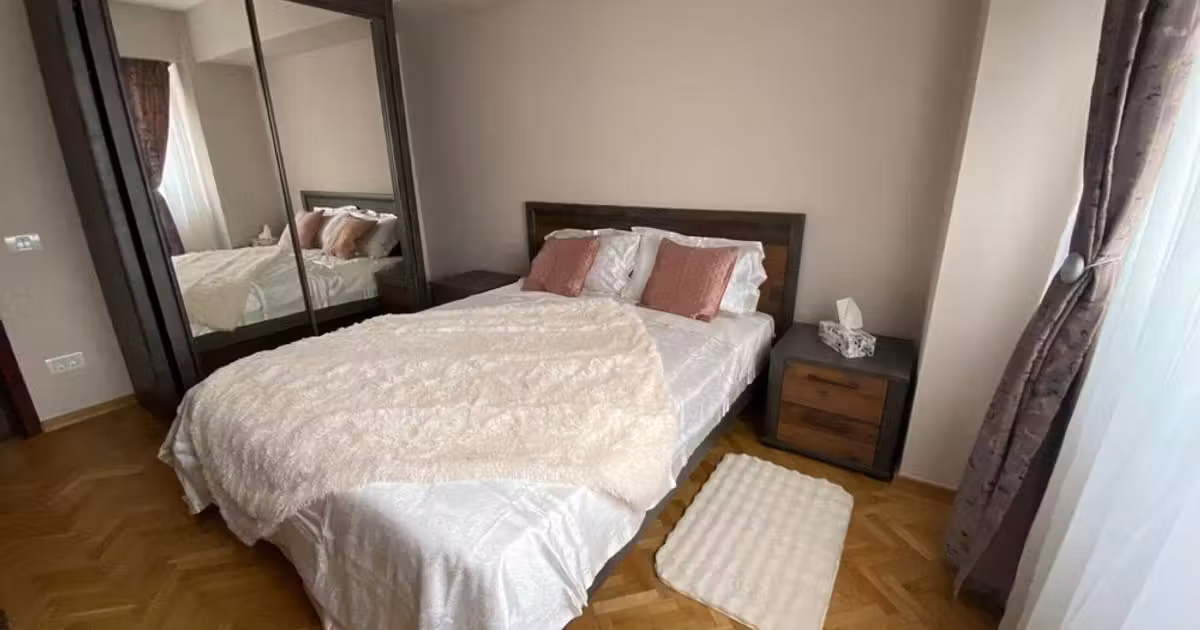 Apartament de vânzare cu 3 camere în zona Victoriei, Ultracentral
