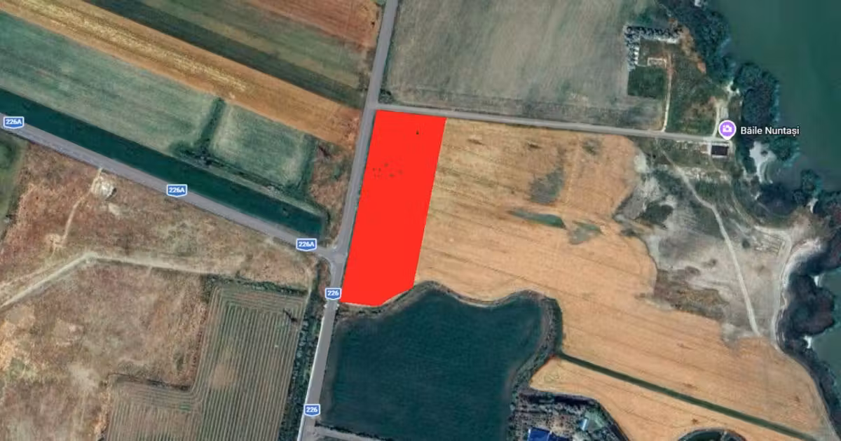 Teren Construcții intravilan de vânzare de 13700 mp, în Istria