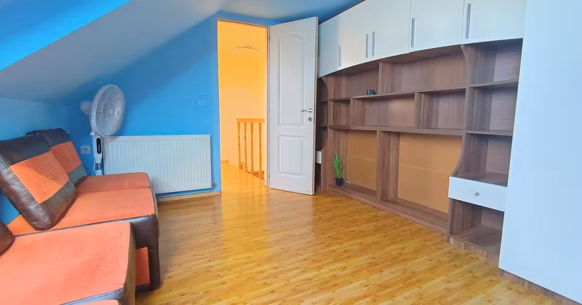 Apartament de vânzare cu 3 camere în zona Hipodrom 4, Sibiu