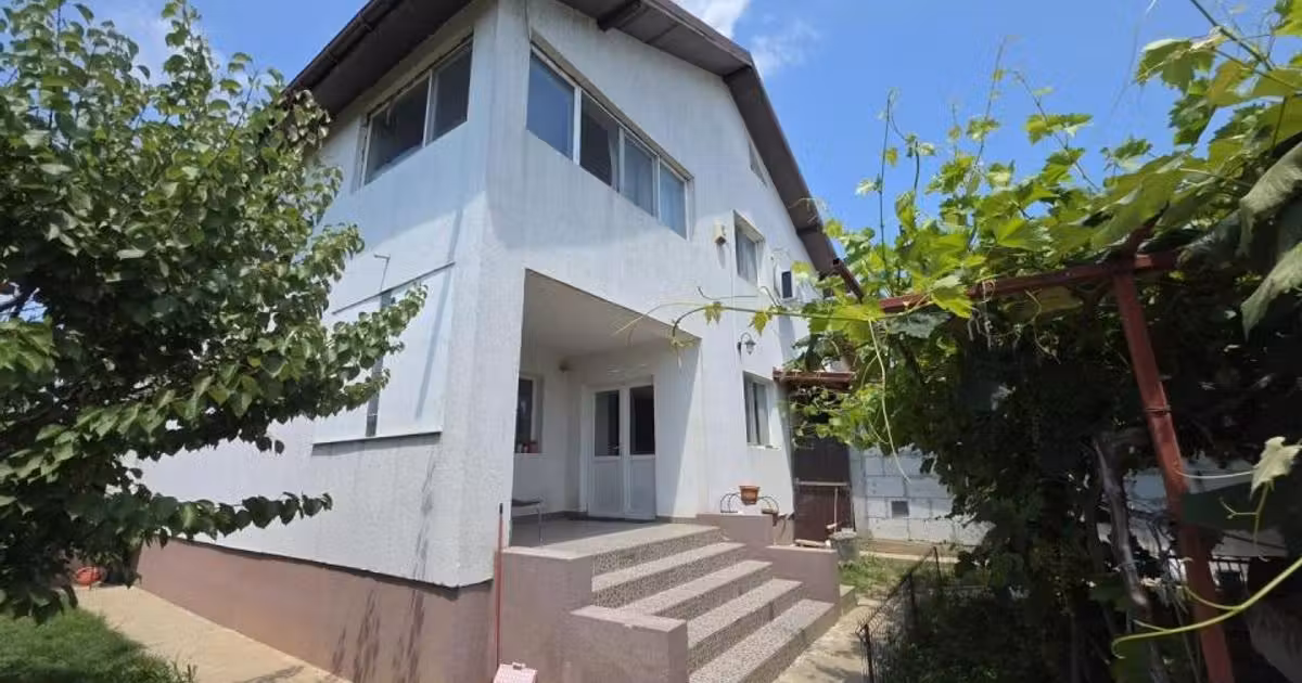 Casă individuală de vânzare cu 3 camere în Dragomirești-Vale
