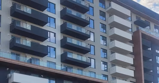 Apartament Titan